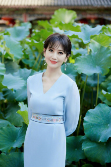 WWW亚洲精品久久久乳